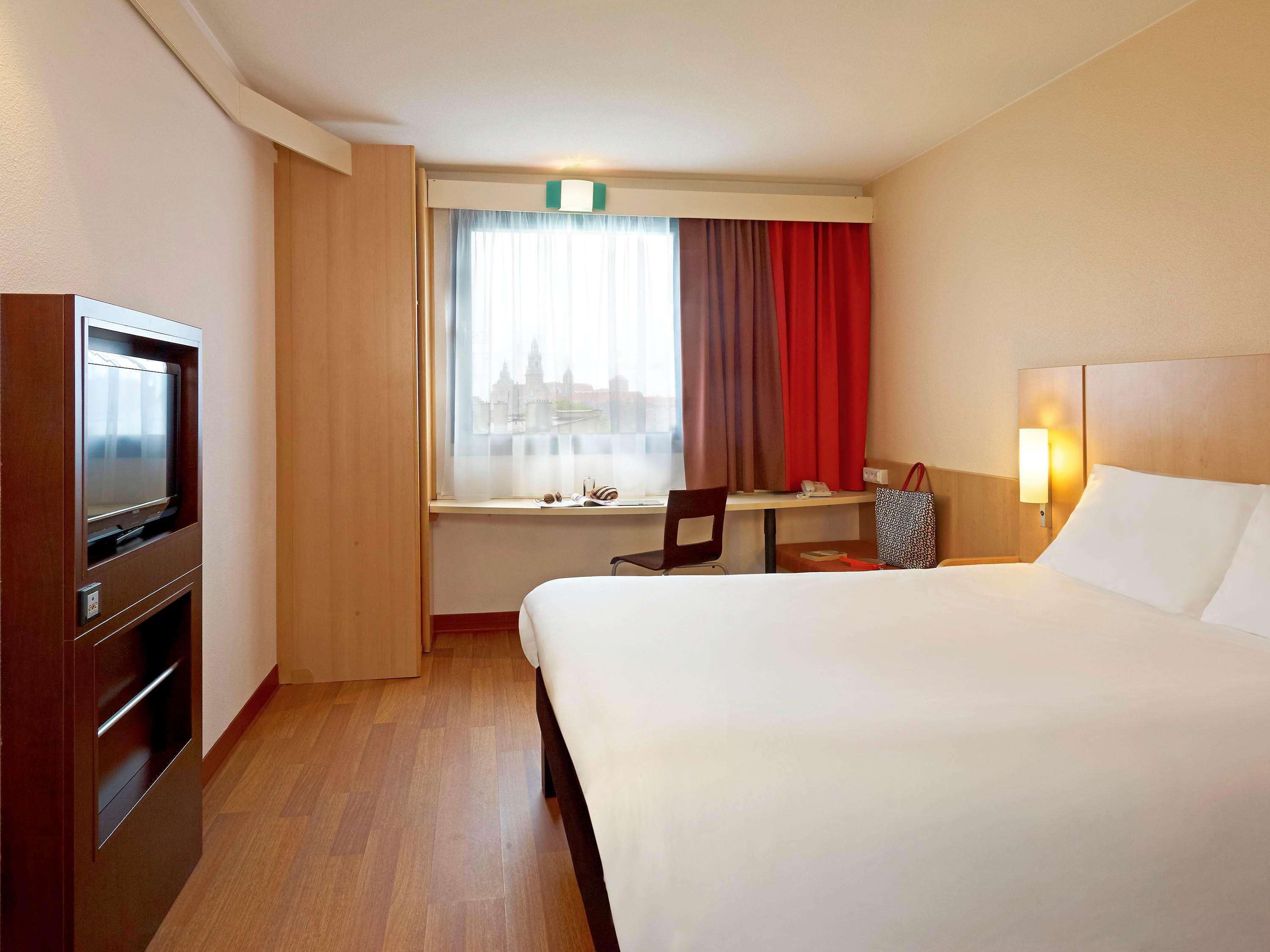 Hotel Ibis Krakow Centrum מראה חיצוני תמונה