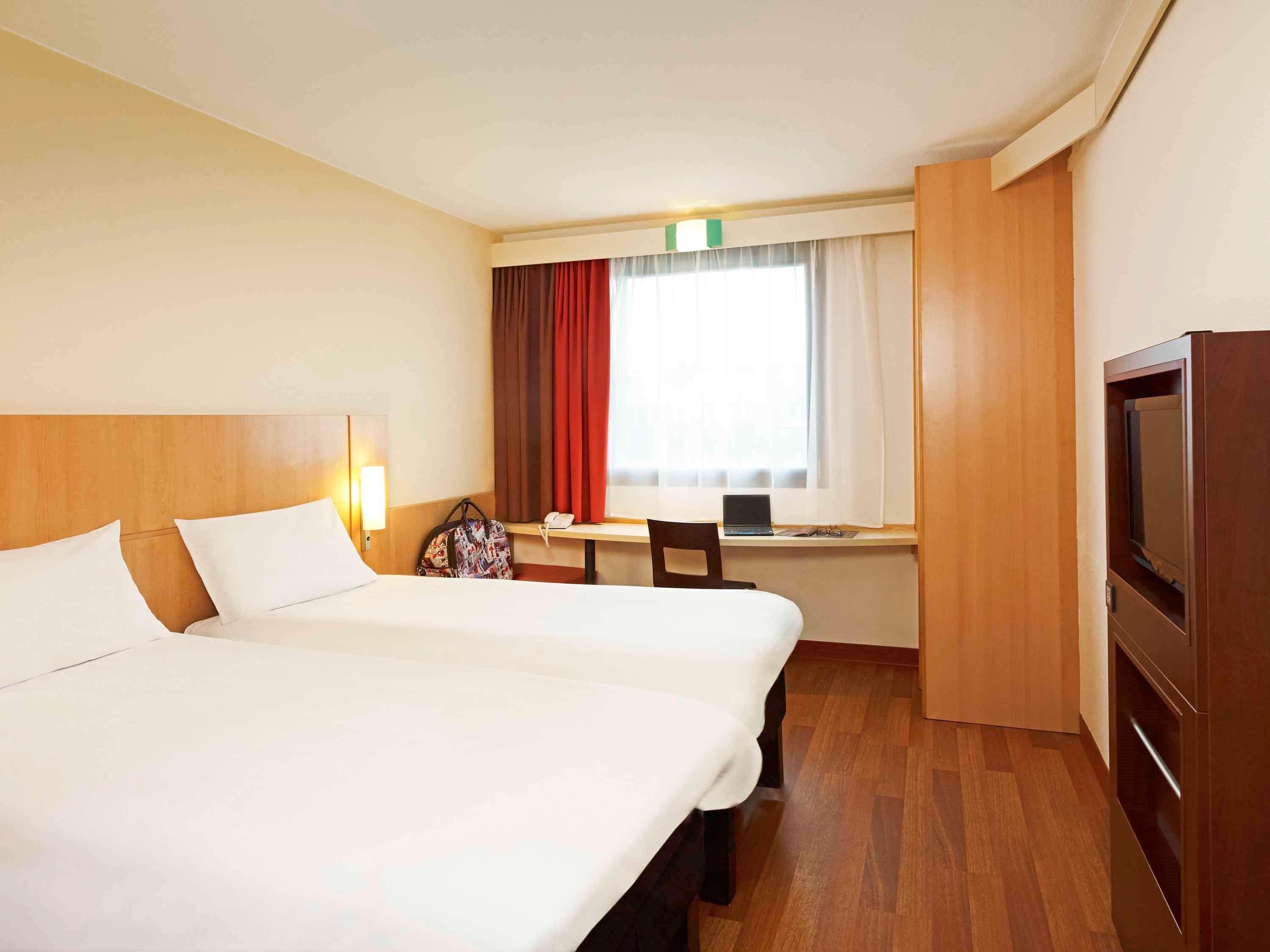 Hotel Ibis Krakow Centrum מראה חיצוני תמונה